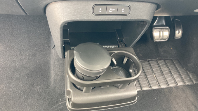 Volkswagen ID. Buzz 210kW Style Pro 86kWh 5dr LWB Auto [7St/Design+] Electric Estate - Image 22